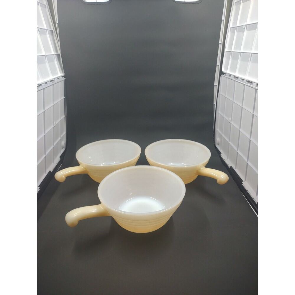 Vintage Fire King Bee Hive Handled Peach Luster Soup Bowl Oven Ware Set Of 3